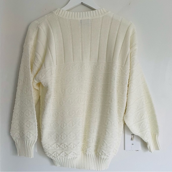 Vintage 70s 80s LAUREN KNITWEAR CORP Cream White Cable Knit Sweater - Picture 5 of 16